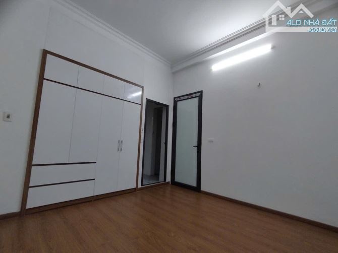 NHÀ BÁN ĐỊNH CÔNG HOÀNG MAI 33M 6,5 TỶ 5 TẦNG MT 5M NGÕ THÔNG RA KĐT GẦN Ô TÔ ĐỖ GẦN PHỐ - 2