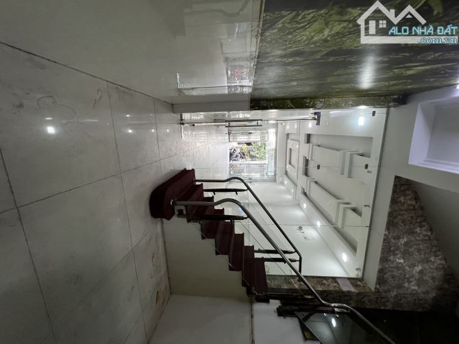 CHDV 5 Tầng Mới - Không LG- Ngay Lê Văn Quới - Giáp Tân Phú - DT70m2 - HXT 8M - Nhỉnh 7 Tỷ - 2