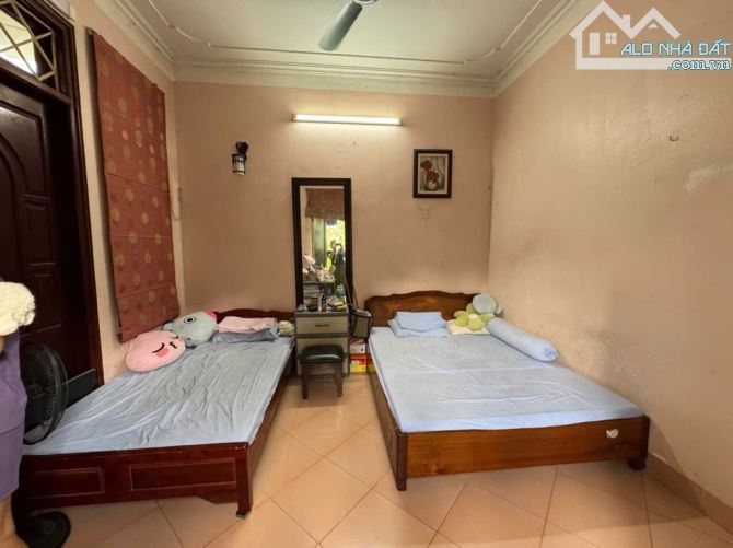 Nhà Tư Đình khu A38 phân lô quân đội 100m2, mt rộng , ô tô tải tránh nhau, full nội thất - 2