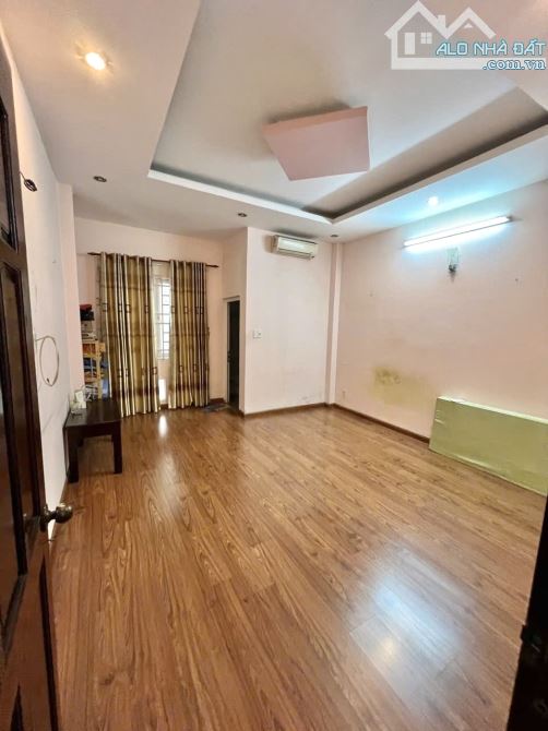 Bán nhà mặt tiền Tân Bình - Khu K300 - 110m2 - 5 tầng - kinh doanh tốt - 2