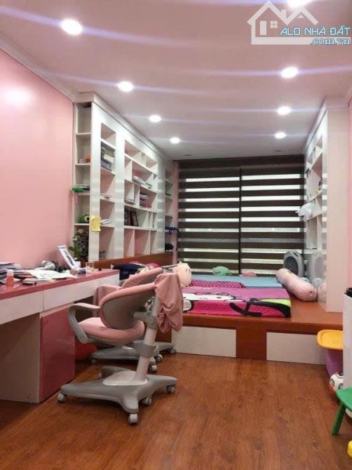 NHÀ PHÂN LÔ Ô TÔ KINH DOANH 6 TẦNG THANG MÁY TRẦN QUANG DIỆU ĐỐNG ĐA. - 2