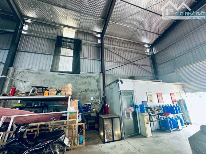 Cho thuê 406/700m2 kho có PCCC, văn phòng gần cầu Thăng Long - 2