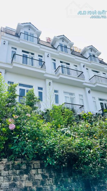 🏡Bán Villa Biệt Thự Mặt Tiền Tô Hiến Thành,p3 Đà Lạt–Có Hồ Bơi, Thu Nhập 540 Triệu/Tháng - 2