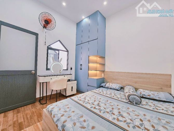 Bán nhà đường Nguyễn Văn Công phường Hạnh Thông ngang 4m x 7m 2 tầng 2 phòng 4,15 tỷ - 2