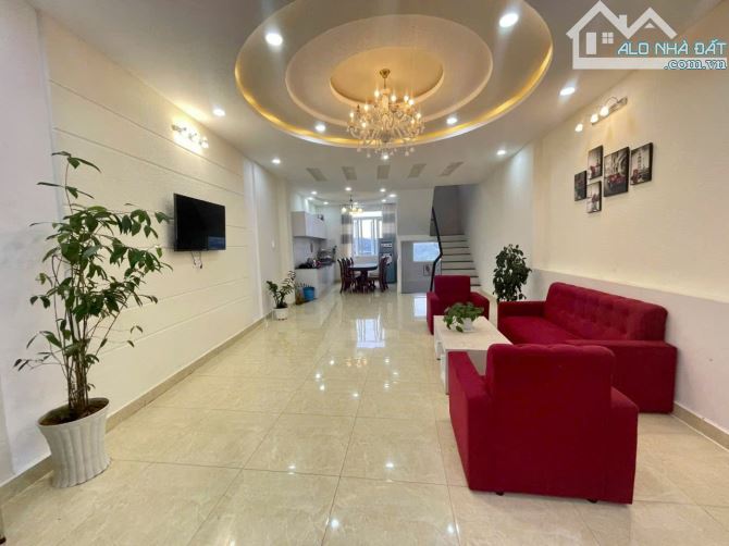 NHÀ PHỐ ĐẸP 4 TẦNG KHU QUY HOẠCH GOLDEN HILLS. PHƯỜNG 3. ĐÀ LẠT. GIÁ CHỈ 7,5 TỶ - 2