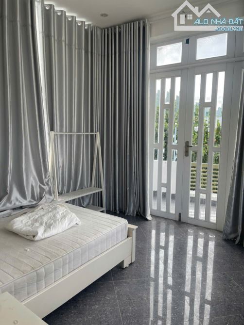 BÁN NHÀ 1 TRỆT 2 LẦU ĐỒ CHIỂU P3 TP VŨNG TÀU - GẦN CÔNG VIÊN ,BIỂN KD CỰC TỐT GIÁ 12 TỶ TL - 2