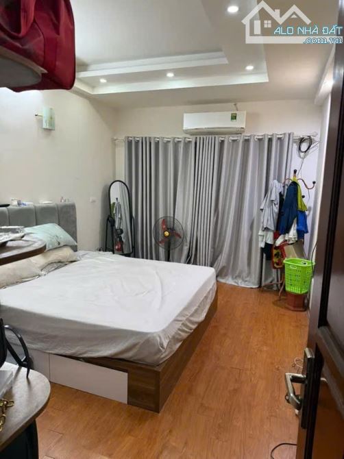 BÁN NHÀ TRẦN KHÁT CHÂN, HAI BÀ TRƯNG – FULL NỘI THẤT - GẦN PHỐ - 2