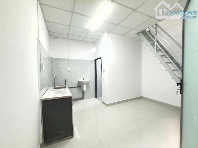 Nhà mặt tiền Trần Bá Giao khu đông sinh viên - DT đẹp 5x17 - Sẵn Hợp Đồng Thuê - 9.5 tỷ - 2