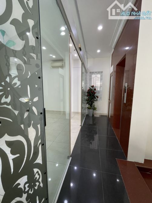 Bán nhà ngõ 10 Trần Duy Hưng, xây 6 tầng, Gara ô tô trong nhà, giá 18.8 tỷ - 2