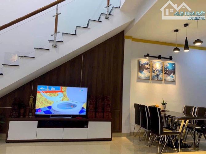 Nhà mê thiết kế hiện đại – Full nội thất - Mặt tiền đường A12 Phạm Ngũ Lão - BMT - 2