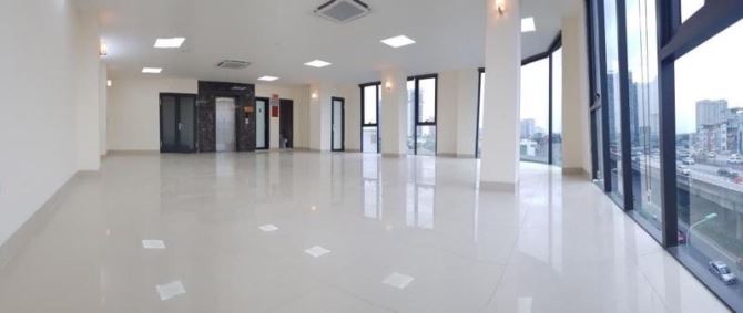 Chỉ 46,8 Tỷ-Cầu Giấy-Dt 82m-Thông Sàn-Kinh Doanh Vp-Vỉa Hè Đá Bóng - 2