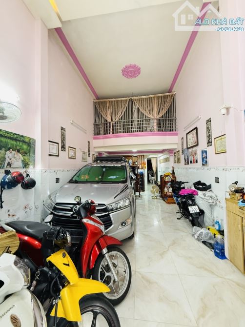4. 1/ Tân Kỳ Tân Quý - 77m2 3 tầng - HXH 7m giá chỉ 8,5 tỷ thương lượng - 2