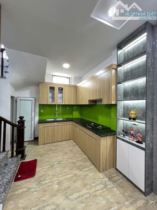 BÁN NHÀ THANH ĐÀM, THANH TRÌ 30M2 5 TẦNG, GIÁ NHỈNH 6 TỶ. - 2