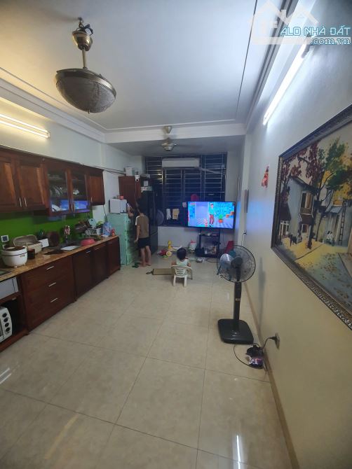 Cho thuê nhà Ngõ 8 Lê Quang Đạo, Phú Đô, Quận Nam Từ Liêm 35m x 5T giá 13 triệu - 2