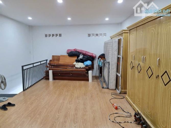 Bán nhà Cộng Hòa, Tân Bình, 5 x 16, 2 tầng, hẻm xe hơi, gần Sân Bay, giá hơn 5 tỷ - 2