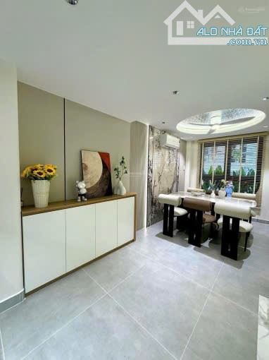 CHỐT CĂN NHÀ NẰM NGAY TRÊN ĐƯỜNG LÊ VĂN LƯƠNG, QUẬN 7 - GIÁ: 5,62TỶ/ 5,6M X 13M. GẦN ĐH TÔ - 2