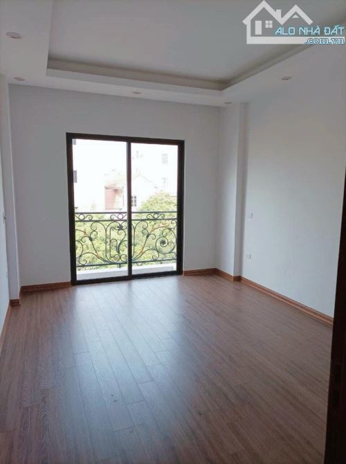 Bán nhà Hồ Tùng Mậu –mặt tiền rộng bao la- 52m² x 5 tầng,  – Làm CHDV cực đẹp – Giá 9.3 tỷ - 2