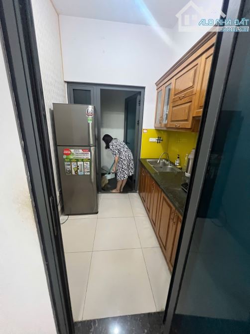 Cho thuê chung cư C2 Mặt Ngõ 323 Xuân Đỉnh 75m2/10tr 2 ngủ 2vs - 2