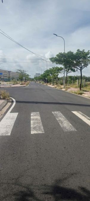 💥Lô đất 2 mặt tiền Nguyễn Văn Huyên 126m2 ( 7x18 ) - 2
