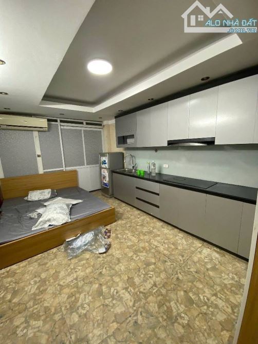 Nhà đẹp Tân Mai – Ô tô tránh, ngõ thông, ở sướng – đầu tư sinh lời cực tốt!—5T-Giá 13.75Tỷ - 2