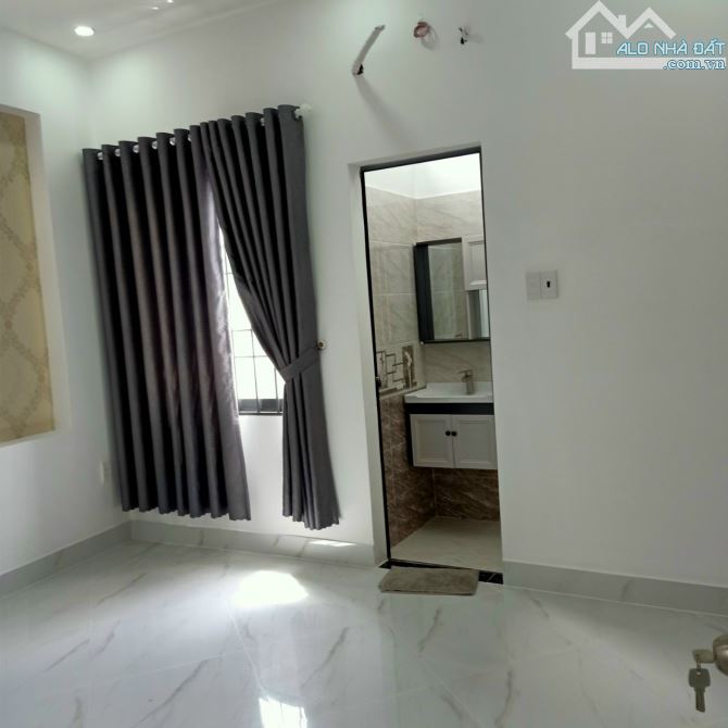 CẦN BÁN NHÀ 1 TRỆT 2 LẦU ĐƯỜNG BÀ TRIỆU, P.4 – ĐANG CHO THUÊ 7TR/TH - GIÁ 4 TỶ 580 TRIỆU - 2