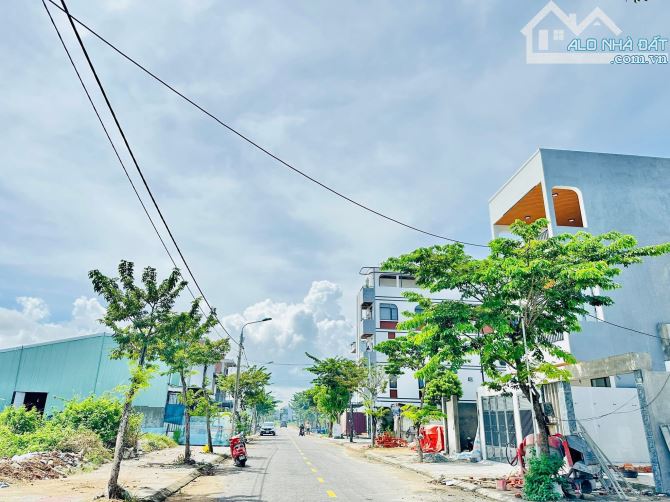 Biệt thự siêu hiếm đường 7.5m Phan huỳnh Điểu - 2