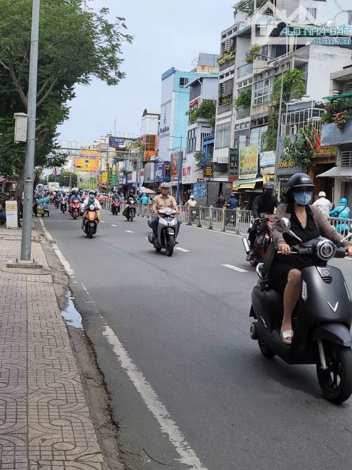 Bán nhà Mặt Tiền Trần Quốc Thảo,Q3 - 5x22m - 3 tầng - HDT: 80 tr/tháng -Giá : 34 tỷ - 2