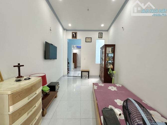 HẺM XE HƠI - HOÀNG HOA THÁM - BÌNH THẠNH - 93m2, NỞ HẬU - 4 PN - 8,xx TỶ - 2