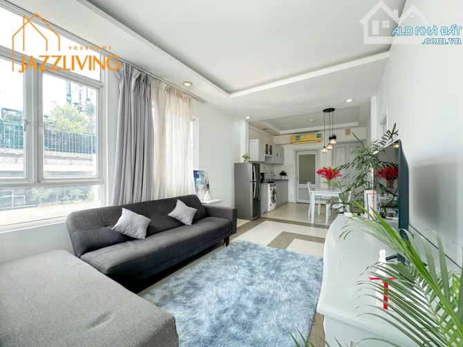SIÊU PHẨM CĂN HỘ 2PN FULL NỘI THẤT CỰC RỘNG 70M2 CỬA SỔ LỚN NGAY QUẬN 1 - 2