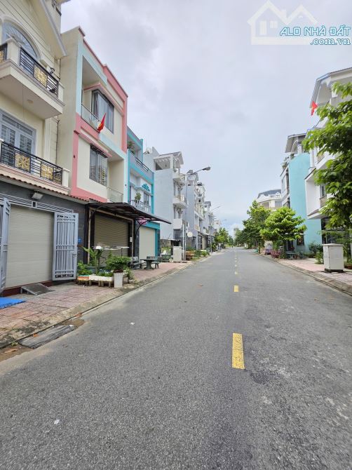 5,8Tỷ TL🔥Bán nhà 1 Trệt 2 Lầu Kinh Doanh gần làng đại học, p.Bình An, Tp.Dĩ An - 2