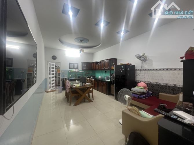 BÁN NHÀ MT Hồ Đắc Di, Tân Phú 3 tầng 80m2(4x20). Nhà đẹp ở ngay. Giá chỉ 13,2 tỷ. - 2