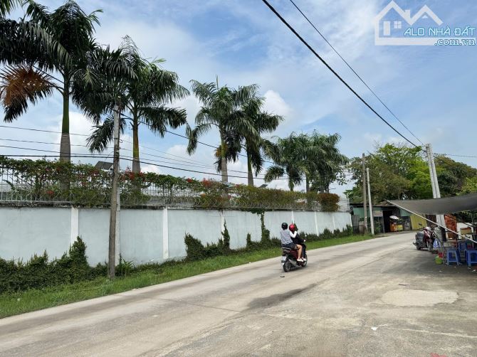 BÁN NỀN ĐẤT LỚN 944M MẶT SÔNG SÀI GÒN CÓ 400M THỔ CƯ SỔ SẴN ĐƯỜNG XE TẢI - 2