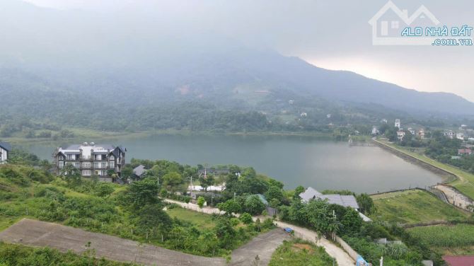 hàng mới cắt lỗ! chủ bán lô 916m- 200tc, mặt tiền 27m đất vuông vắn, view cao thoáng đẹp - 2