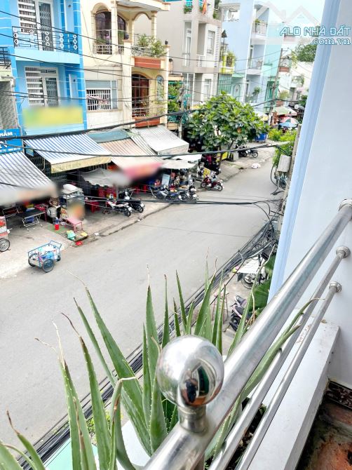 Bán nhà 2 lầu mặt tiền KD đường Bông Sao P.Bình Đông Quận 8 - 2