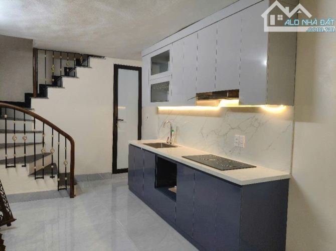 HOÀN KIẾM - NHÀ ĐẸP - 5 TẦNG - 35M - 9,2 TỶ - 2