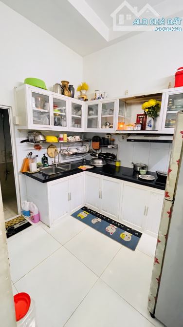 🏘🔥GIÁP Q.10 KẾ LÝ THƯỜNG KIỆT - LẠC LONG QUÂN - HẺM 4M - 55M2 (4X13) - 3 TẦNG  CHỈ 6.8 T - 2