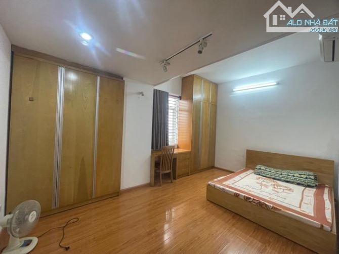 BÁN NHÀ 60 m2,5Tầng,Mt:4m,GIÁ18,3 TỶ, PHÂN LÔ ÔTÔ TRÁNH, NGUYỄN KHÁNH TOÀN, NGHĨA ĐÔ,CẦUG - 2
