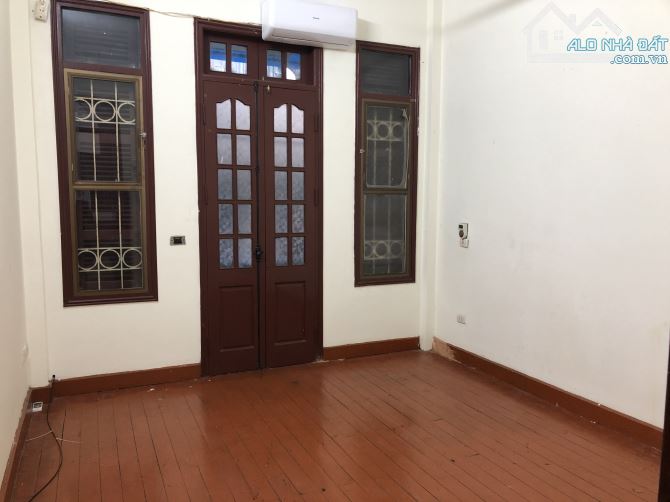 Cần cho thuê nhà nguyên căn Phố Ông ÍCH KHIÊM - gần Lăng Bác, DT 60m2 x 4 tầng, giá 13tr - 2