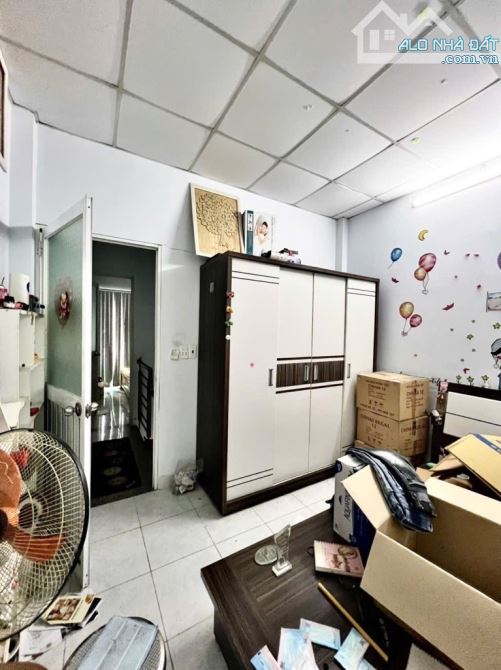 Bán nhà Hương Lộ 2, Bình Tân, 28m2, 2 tầng, hẻm 6m thông, giá chỉ 2tỷ - 2