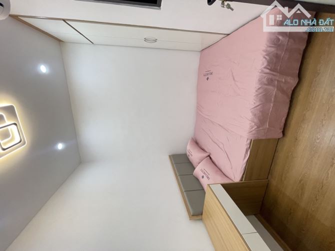 Chuyên cơ mặt đất 18m x 4t phố Nguyễn cao giá chỉ nhỉnh 4tỷ - 2