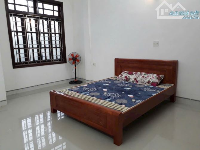 CHO THUÊ NHÀ 3 TẦNG MẶT TIỀN HỒNG CHƯƠNG, TP HUẾ - 2
