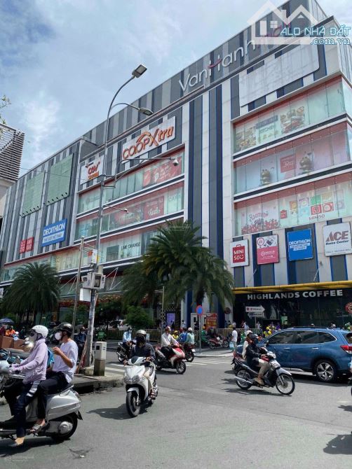 SIỂU PHẨM TỐT NHẤT Q10, DT 7 x 16m ngay Vạn Hạnh mall giá 39,5 tỷ - 2