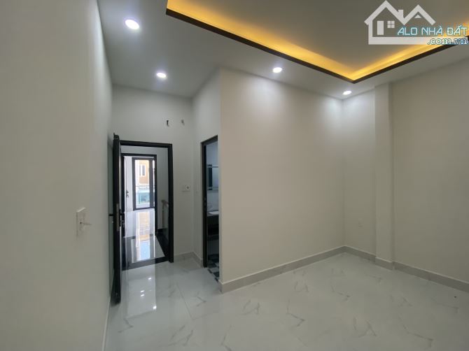 BÁN NHÀ ÂU DƯƠNG LÂN GẦN CẦU CHỮ Y MỚI XÂY 42M2 3 TẦNG CHỈ 6,5 TỶ - 2
