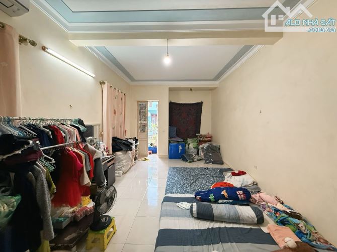 Nhà dân 3 tầng x 120m mặt ngõ Ngô Gia Tự - Thành Tô. Giá 7.9 tỷ - 2