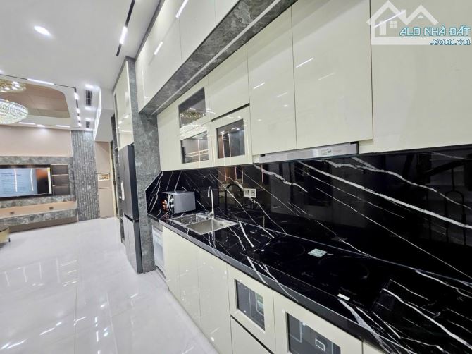 Bán Nhà Hoàng Như Tiếp-Dt 50m-Nhỉnh 12 Tỷ-Mới Koong-Full Nội Thất - 2