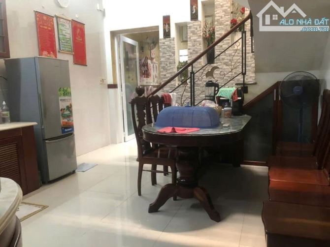 Bán Nhà Quận 1, Dưới 12 Tỷ Hẻm Cô Bắc, DT: 52m², 2 Tầng, Sổ Hồng Riêng, Vuông Vức - 2