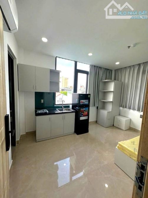 Tòa Chdv Thống Nhất, An Hội Đông, Ô tô né, 7x26m, thu 2 tỷ. Năm, 2x tỷ - 2