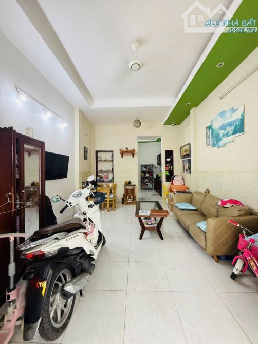 Siêu Phẩm Nguyễn Hữu Tiến Tân Phú hẻm xe hơi 48m2,2Tầng  Nhỉnh 4 tỷ - 2