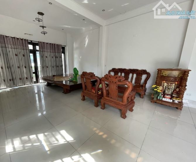 Nhà Lô Góc 2 mặt tiền, 86m2, khu phân lô đường 8m ngay Đình Phong Phú. Giá chỉ 5.8 tỷ - 2