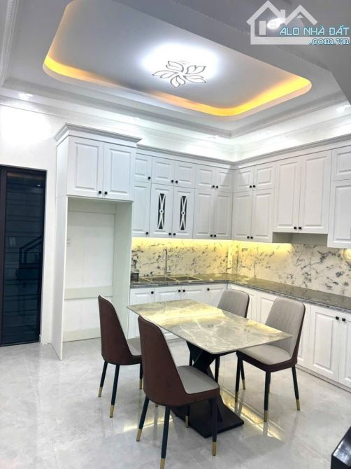 Nhà Lê Đức Thọ, Phú Mỹ 3 tầng lô góc ~35m2 gần ô tô thoáng ngõ nông thông dân xây chỉ 6,x - 2